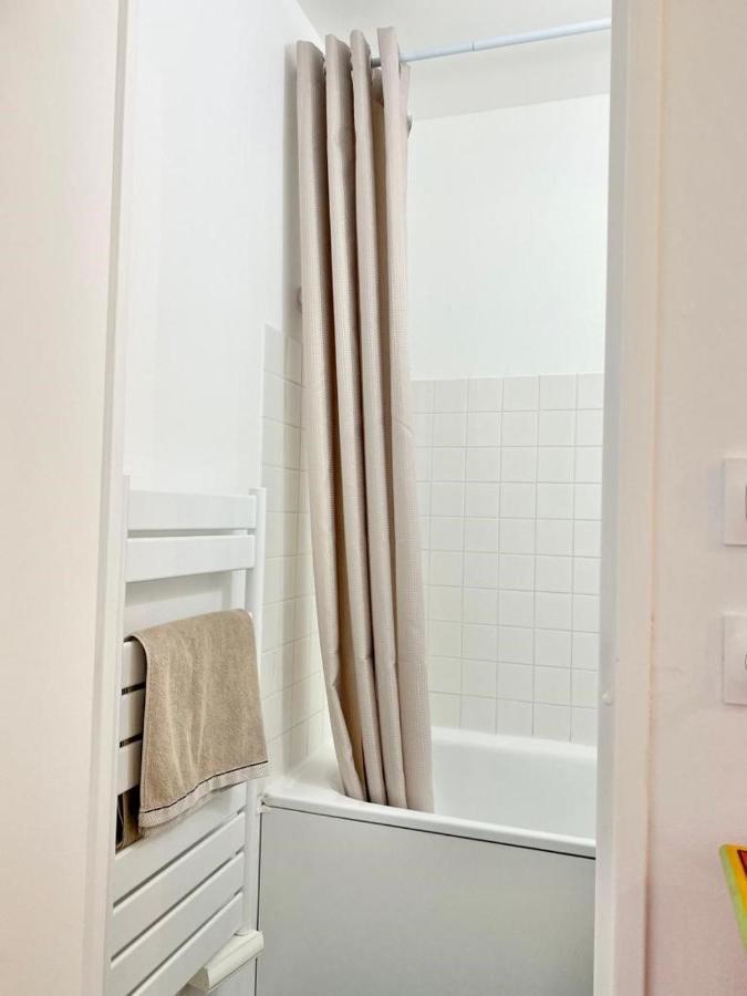Appartement Elegant Avec Vue Sur Le Port Saint-Martin-de-Ré Kültér fotó